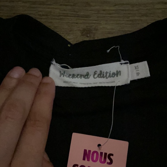 NWT Weekend Edition Black Tight T-Shirt With “Hottie” Written In White - Picture 9 of 14